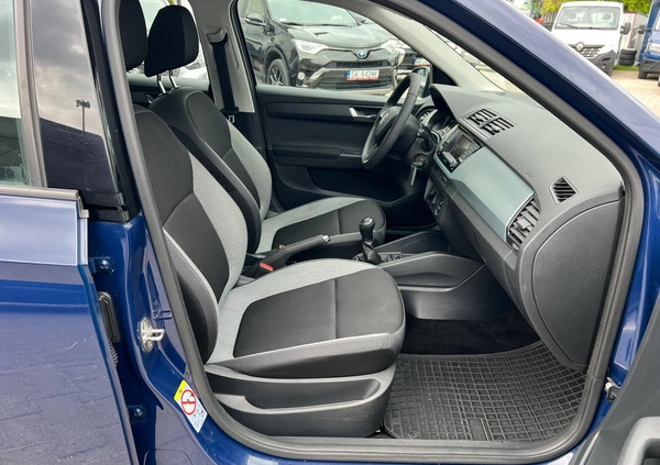 Skoda Fabia cena 36900 przebieg: 126710, rok produkcji 2018 z Obrzycko małe 254